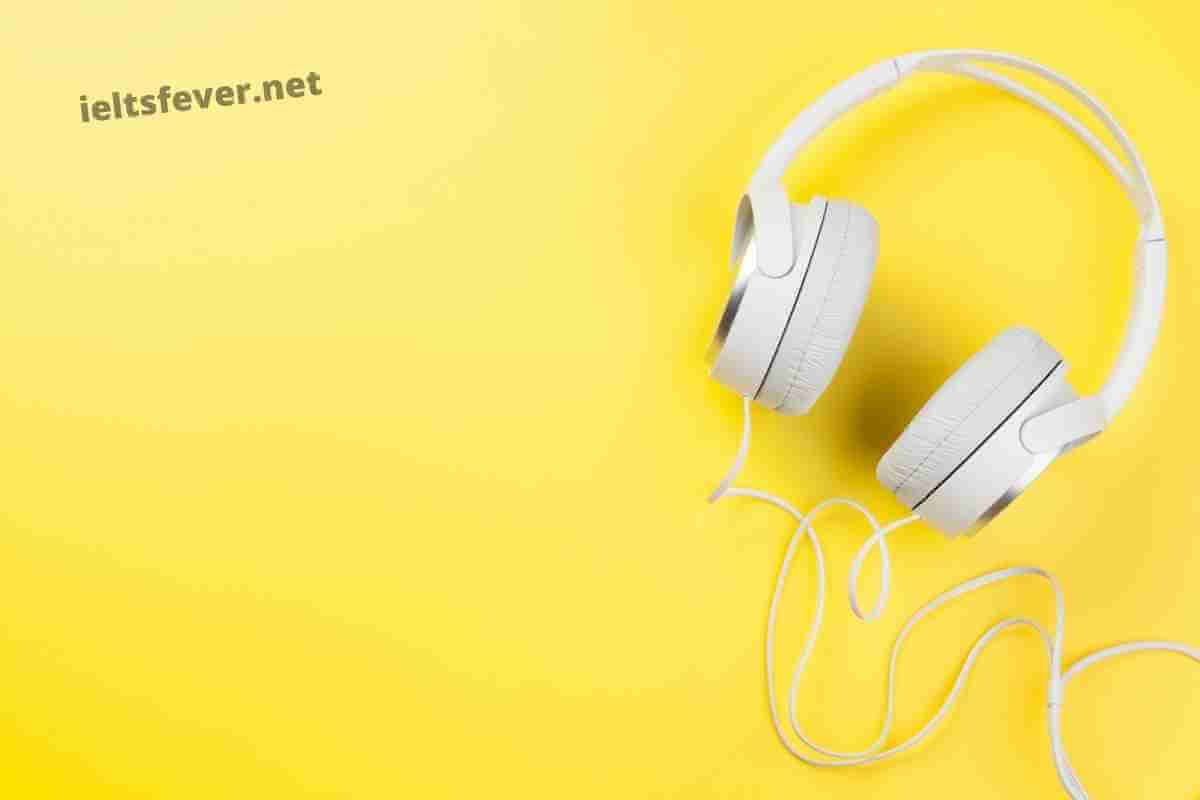 Headphones IELTS Speaking Part 1 Questions With Answer (6) (1)