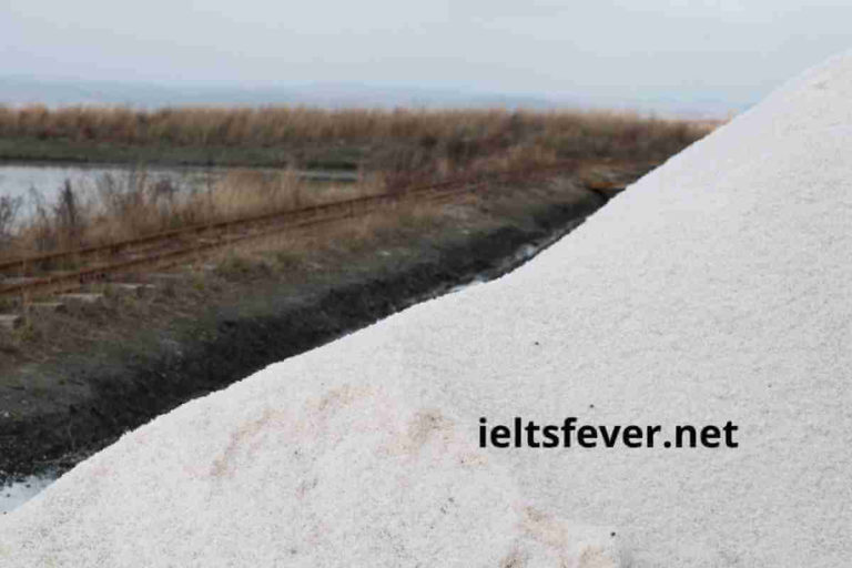 The Diagram Below Shows how Salt Is Removed from Seawater to Make It